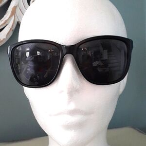 Vintage Tropic-Cal Black Sunglasses 🍂